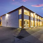 Econo Lodge Little Creek