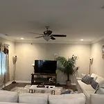 Zees Private Room