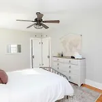 Sojourn At Colley Manor Unit 6 Sleeps 4