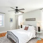 Sojourn At Colley Manor Unit 6 Sleeps 4