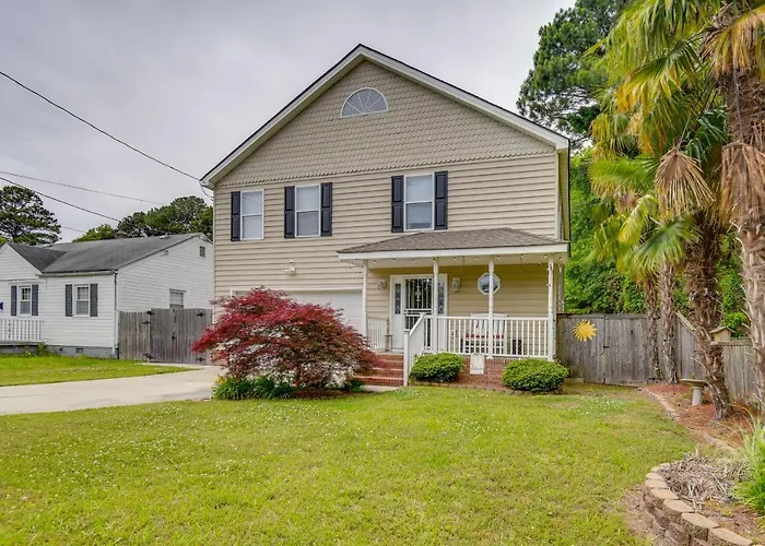 Norfolk Beach House Rental With Private Pool!