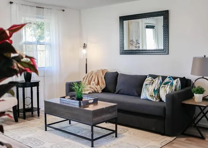 Sojourn Beachside Hideaway 2 Br