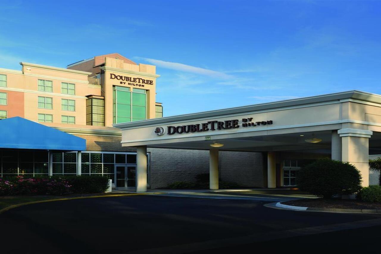 Doubletree By Hilton Airport