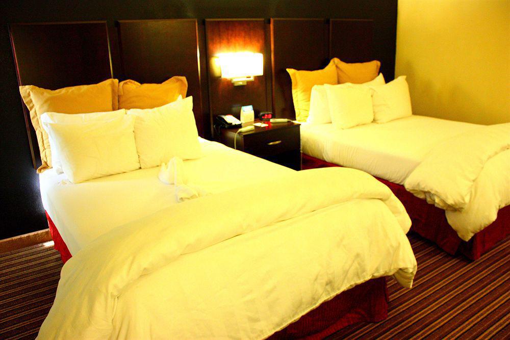 Hotel Wyndham Garden Downtown 3*