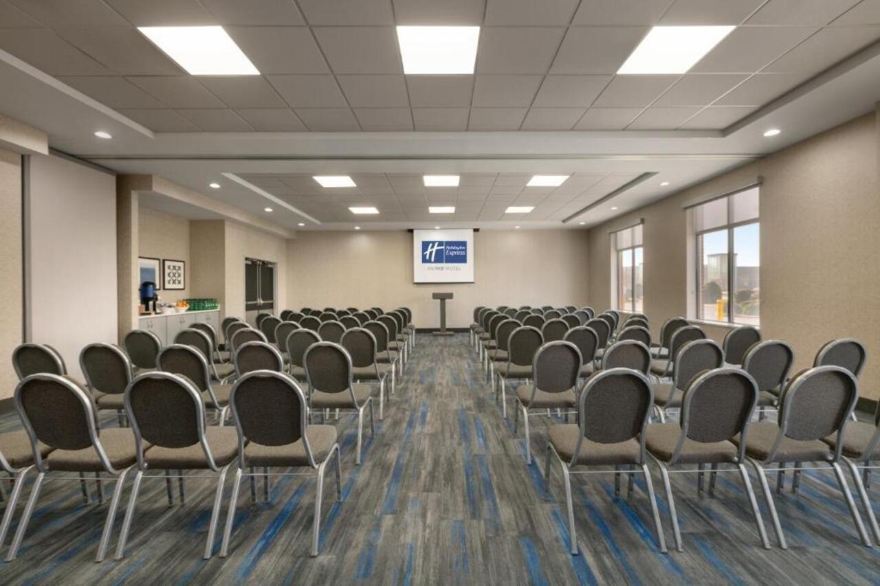 Express & Airport By Ihg Norfolk