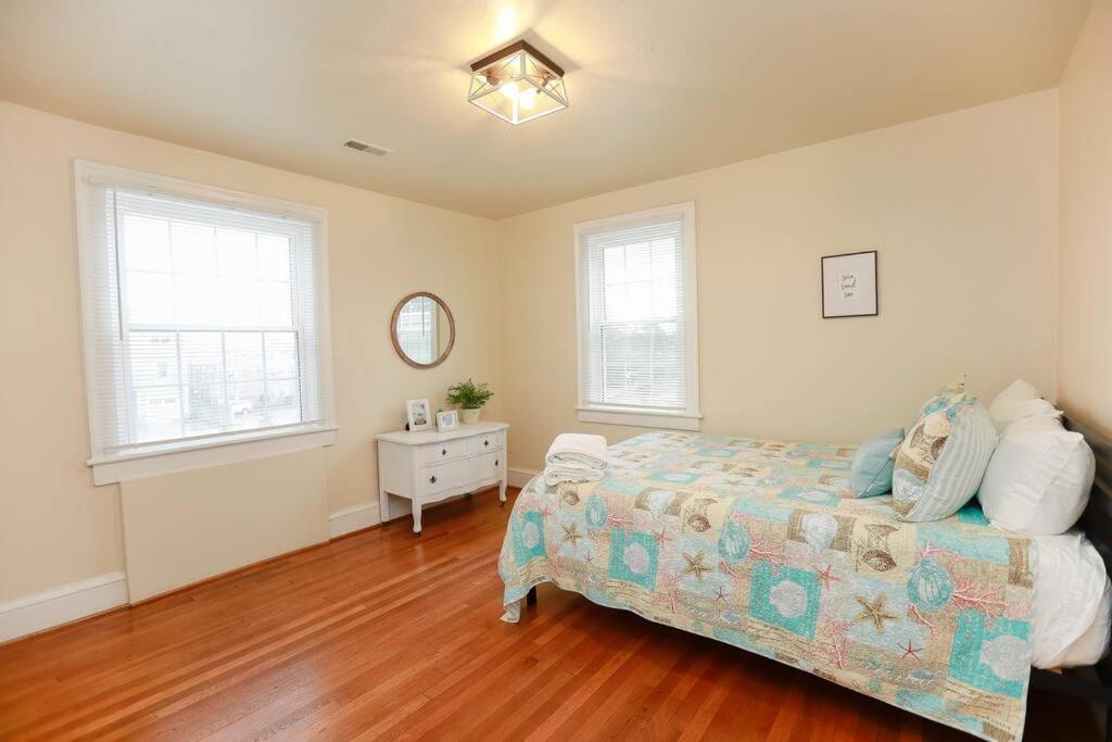 Sandy Feet Retreat At Ocean View Norfolk