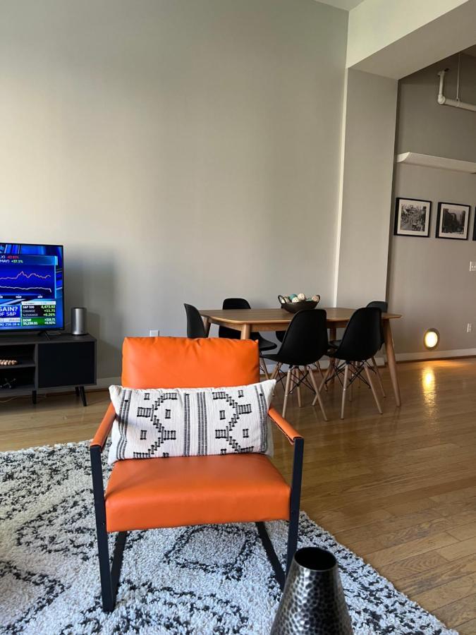 Downtown Loft Apartment *