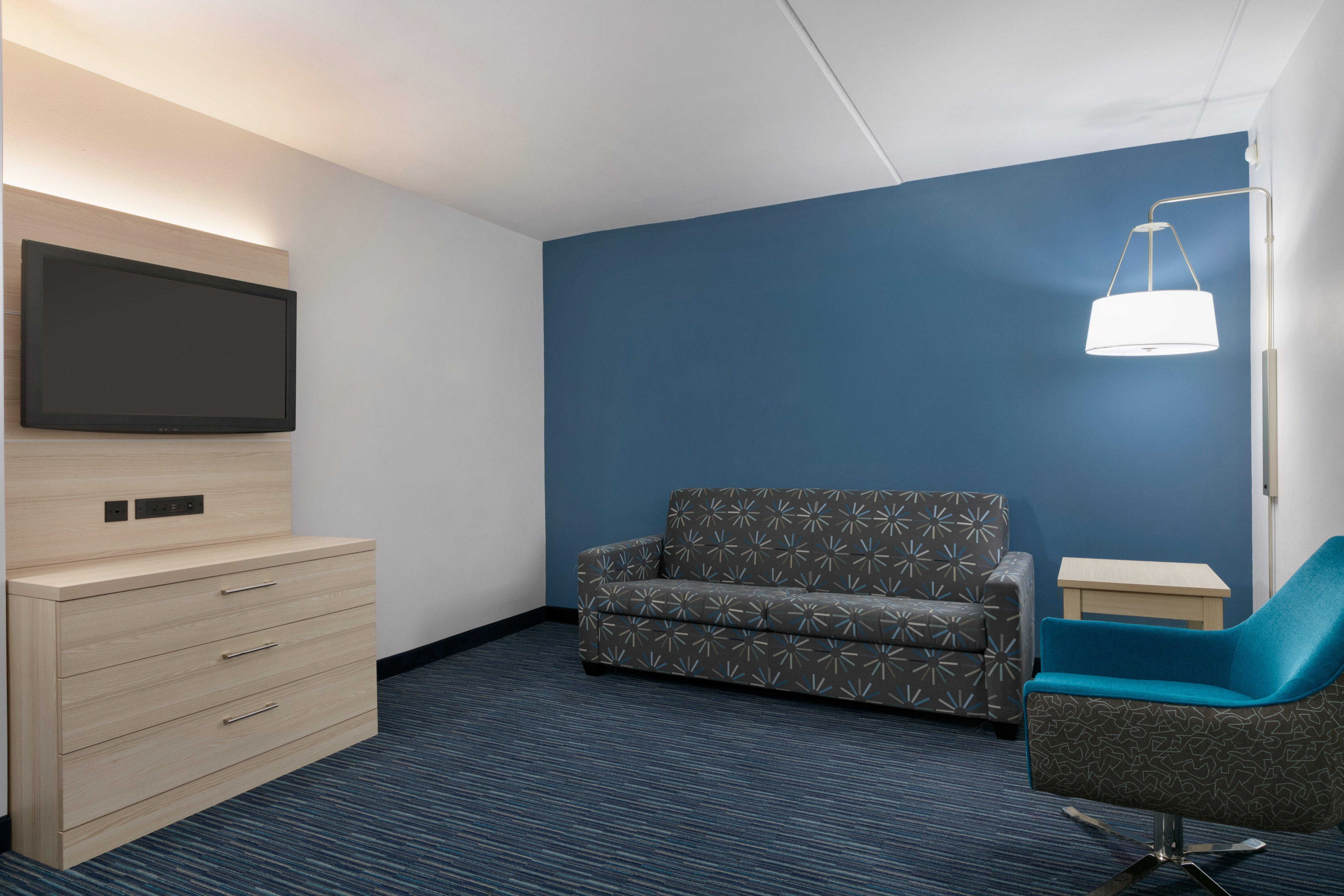 Express & Airport By Ihg Norfolk