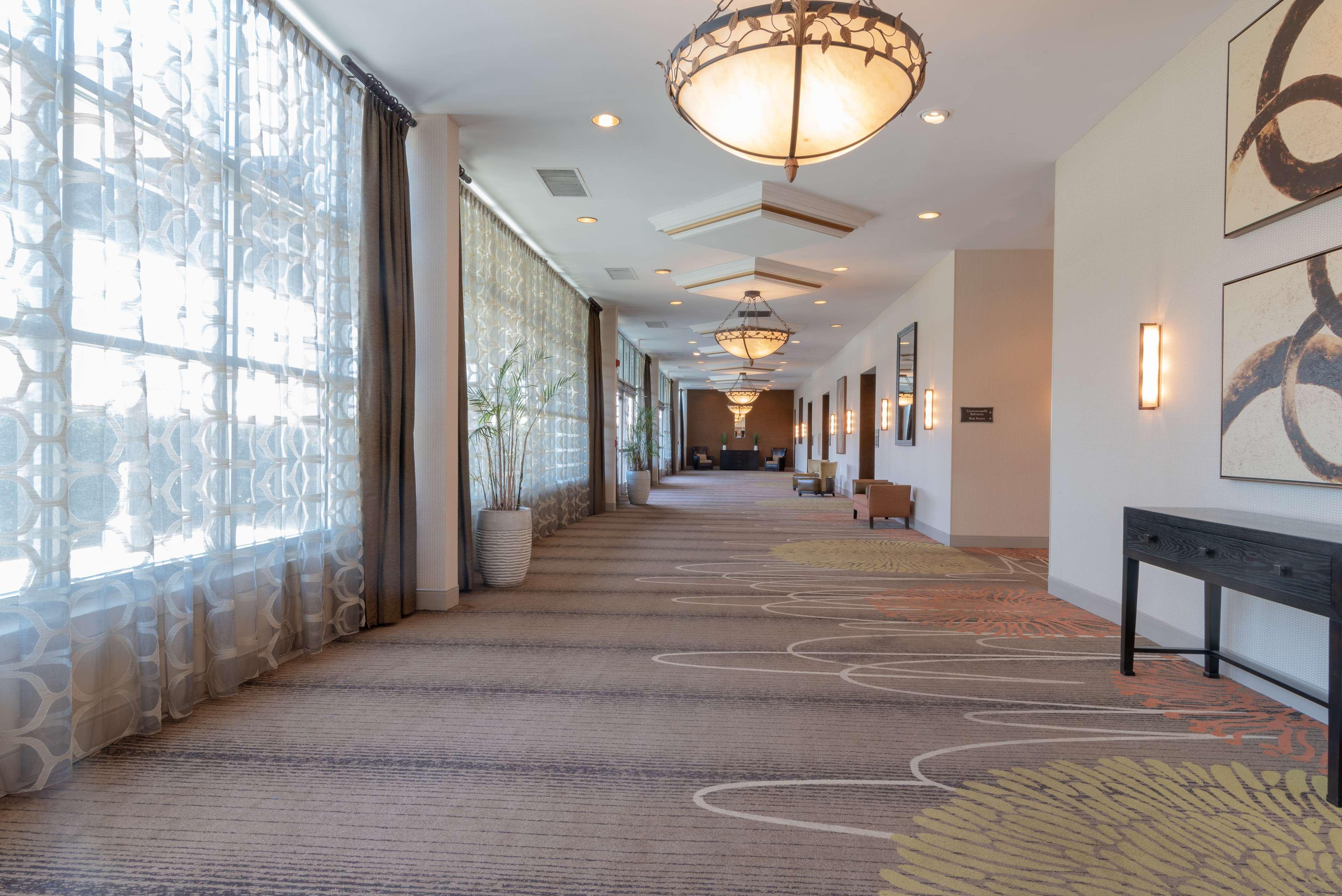 Doubletree By Hilton Airport Hotel Norfolk