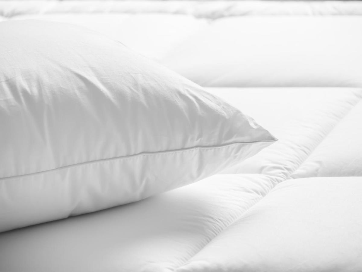 Sheraton Waterside 4*