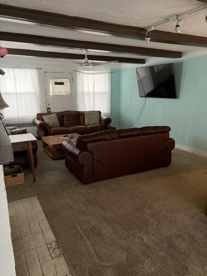 Historic Side Getaway - Pet Friendly, Wifi Holiday home *