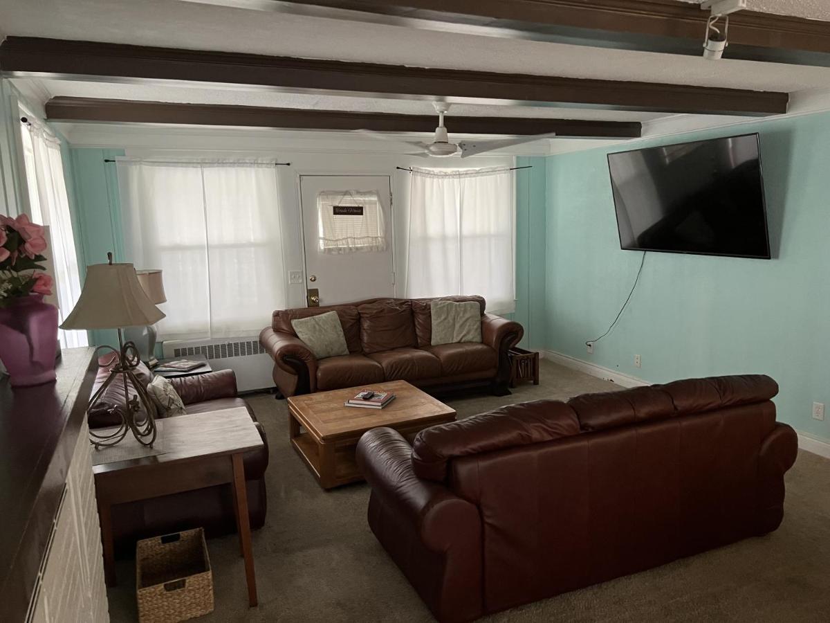 Historic Side Getaway - Pet Friendly, Wifi Norfolk