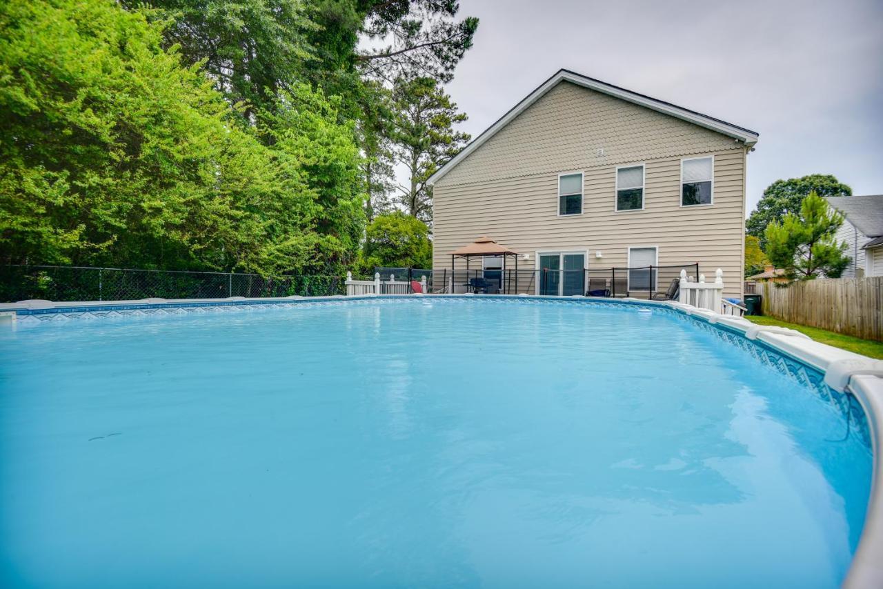 House With Private Pool! Norfolk