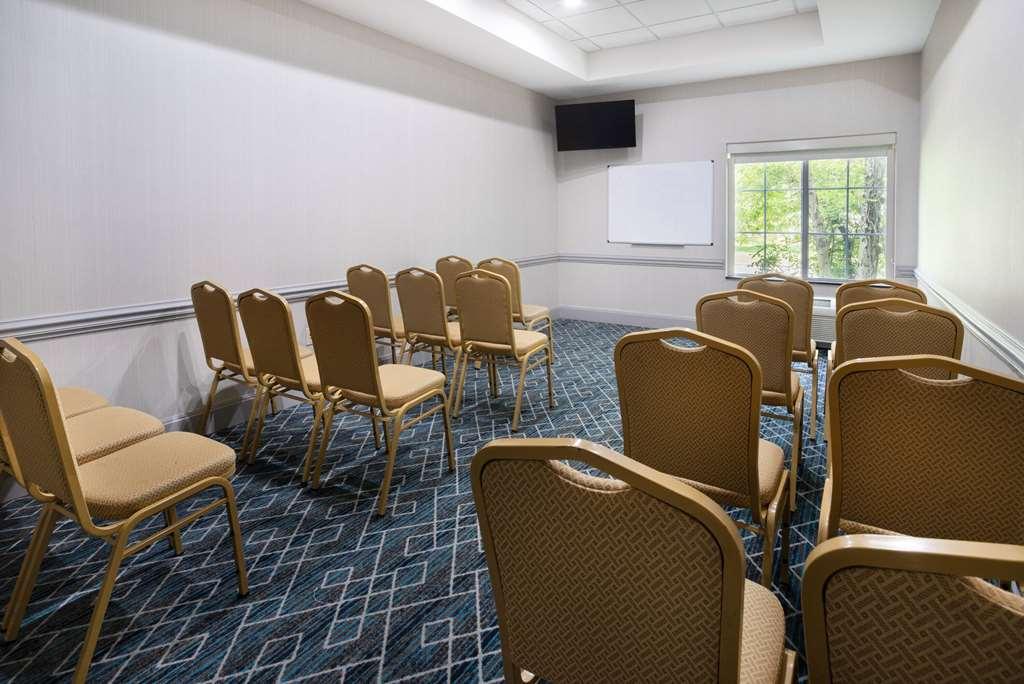 Hotel La Quinta & By Wyndham Norfolk