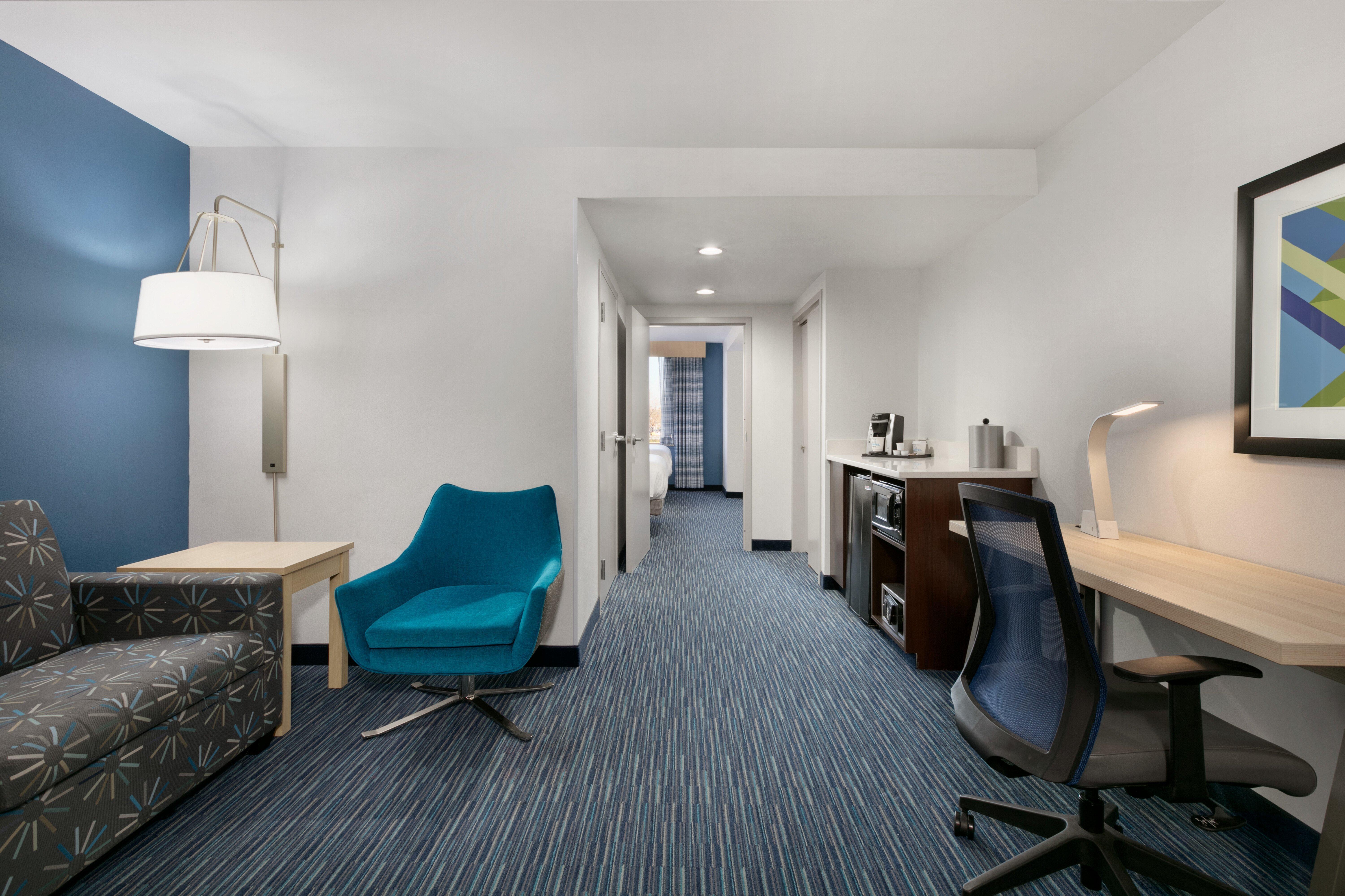 Express & Airport By Ihg Hotel 2*