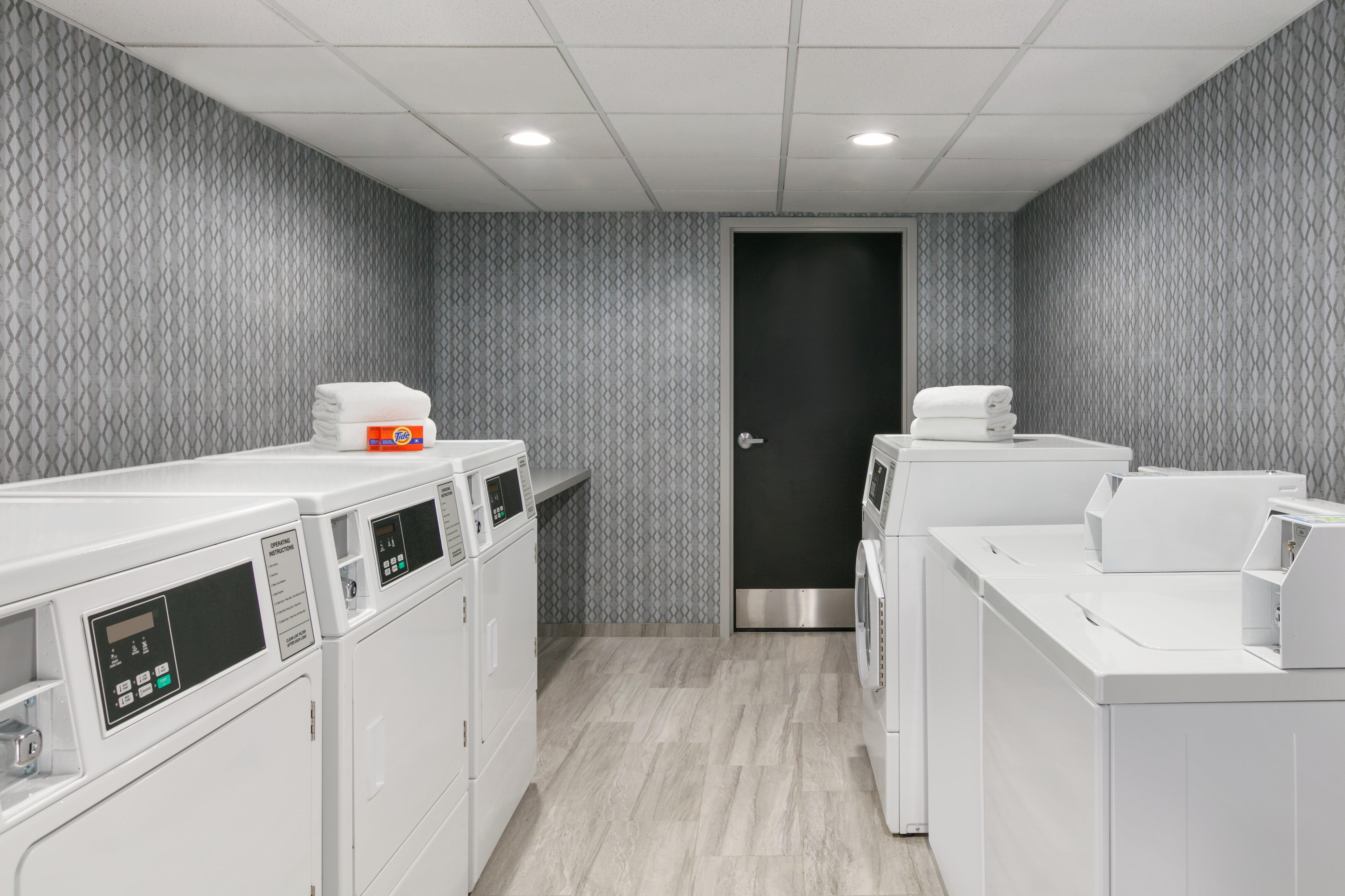 Express & Airport By Ihg 2*