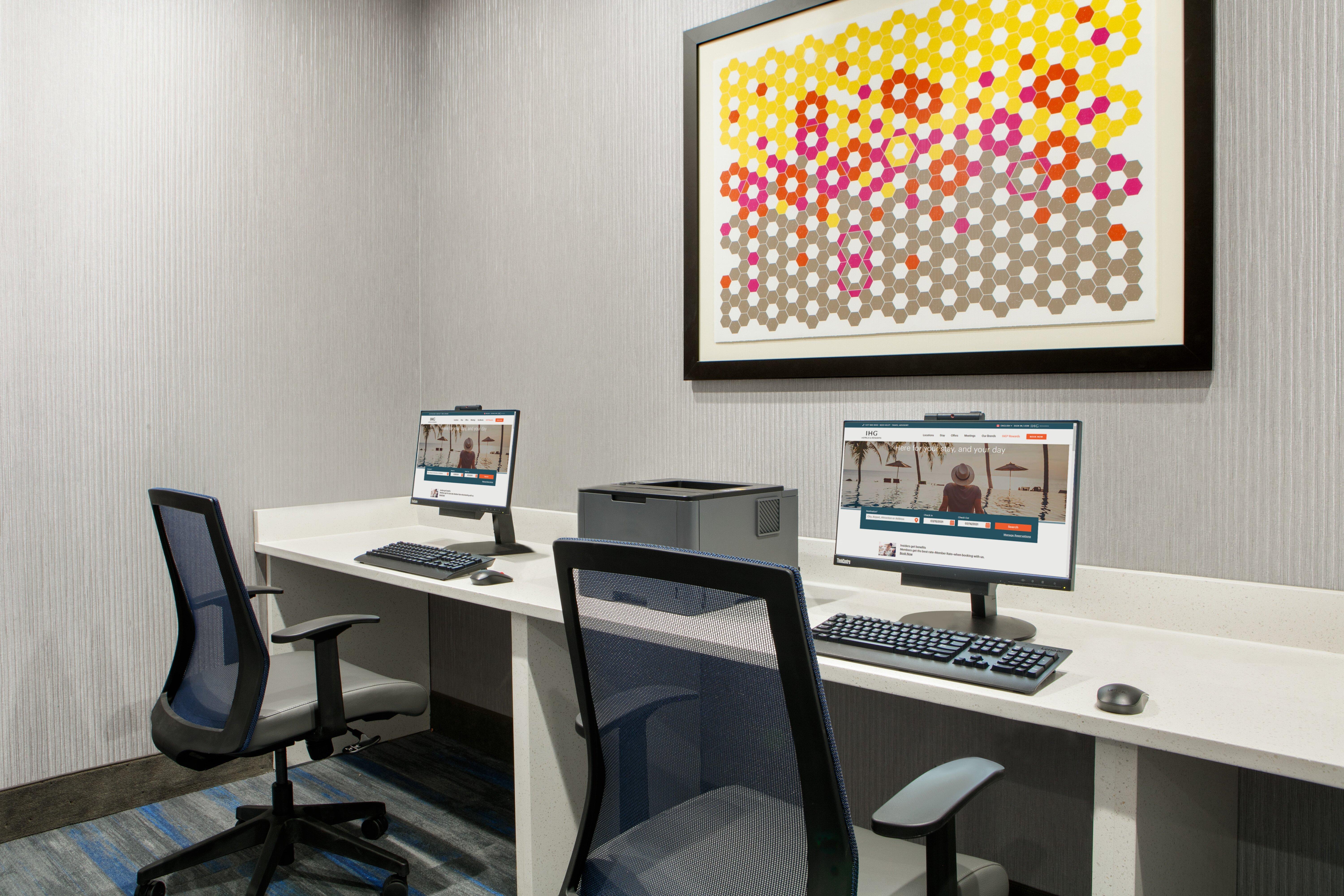 Hotel Express & Airport By Ihg 2*