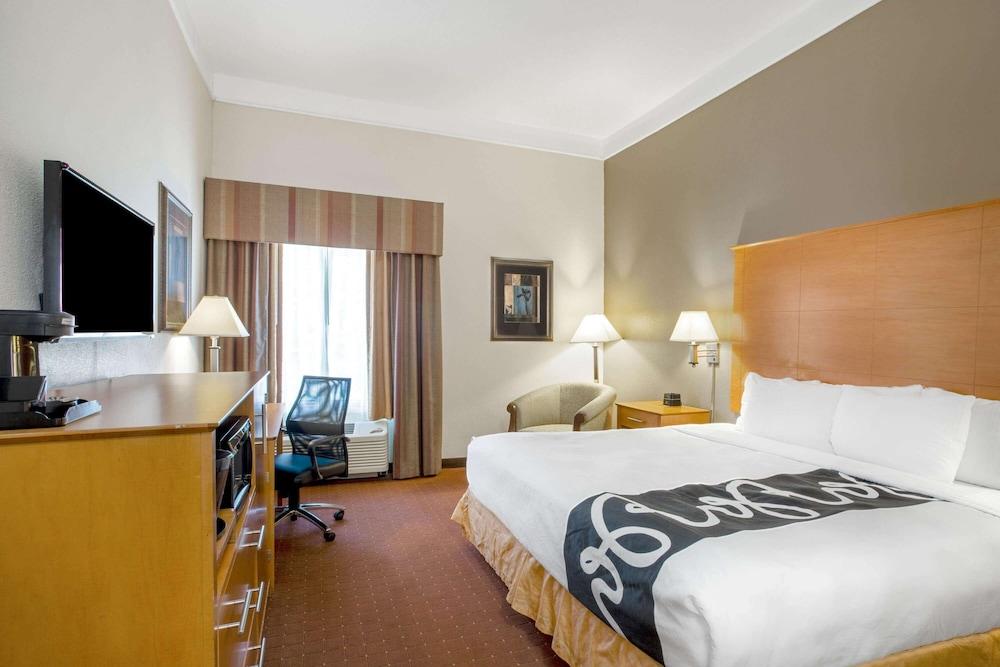 La Quinta & By Wyndham Norfolk