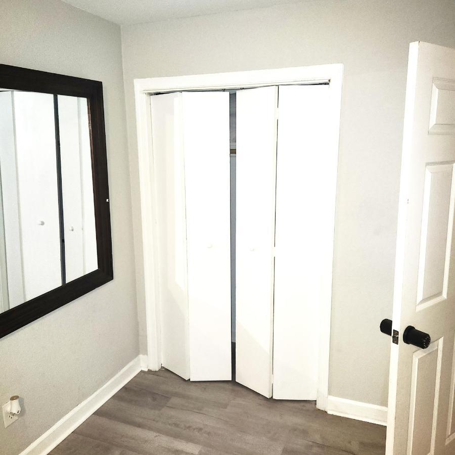 Cozy Away From Apartment