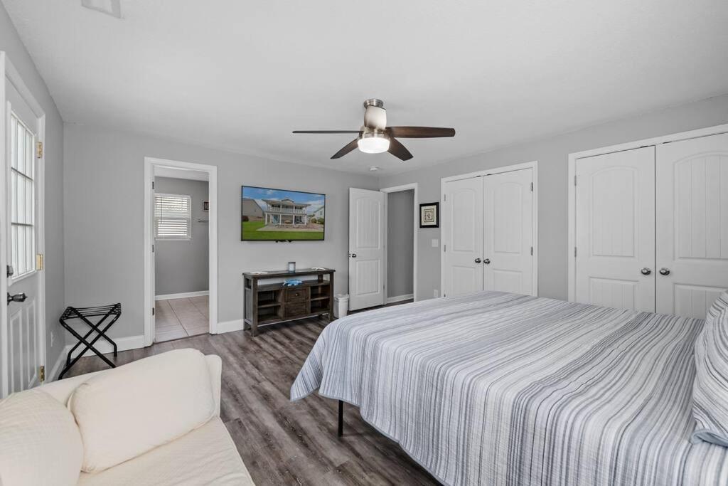 The Chesapeake St Retreat - Pet And Kid Friendly Holiday home Norfolk