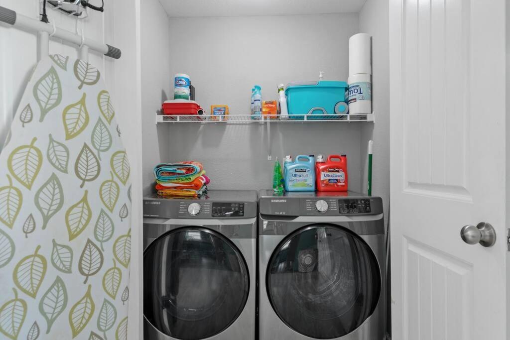 The Chesapeake St Retreat - Pet And Kid Friendly Norfolk