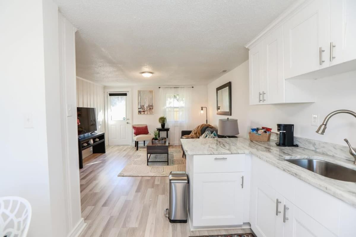 Sojourn Beachside Hideaway 2 Br Apartamento Norfolk