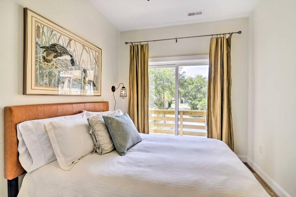 Holiday home Private Beachfront Modern