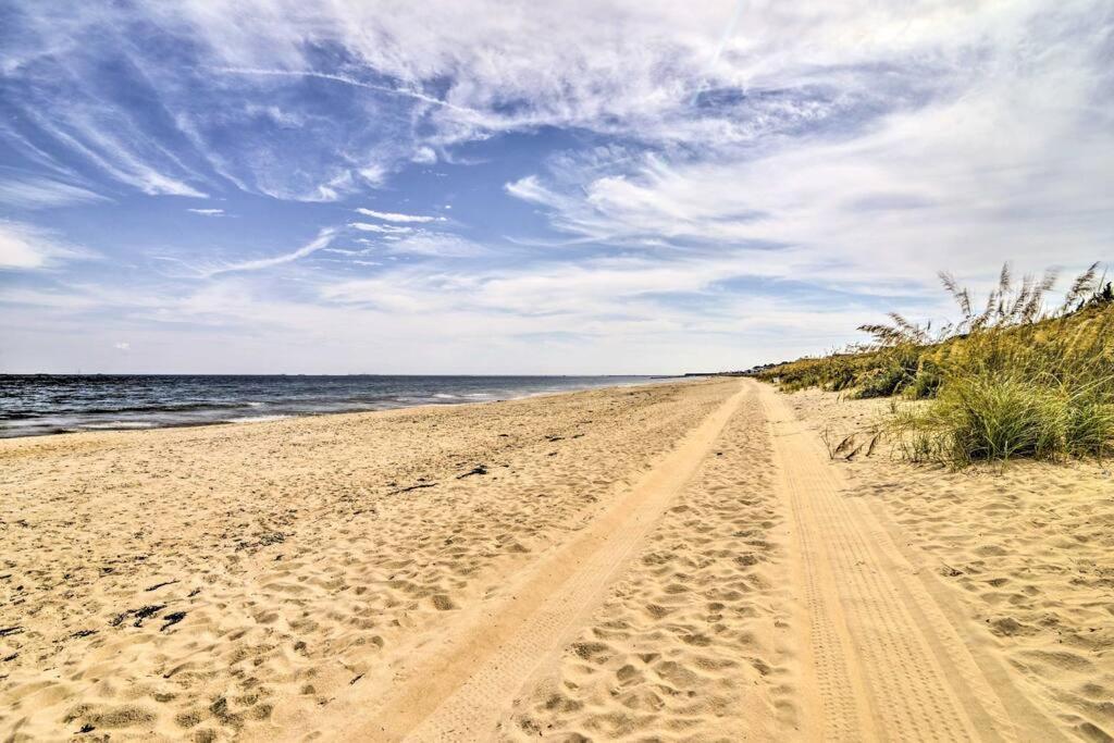 Private Beachfront Modern Holiday home Norfolk