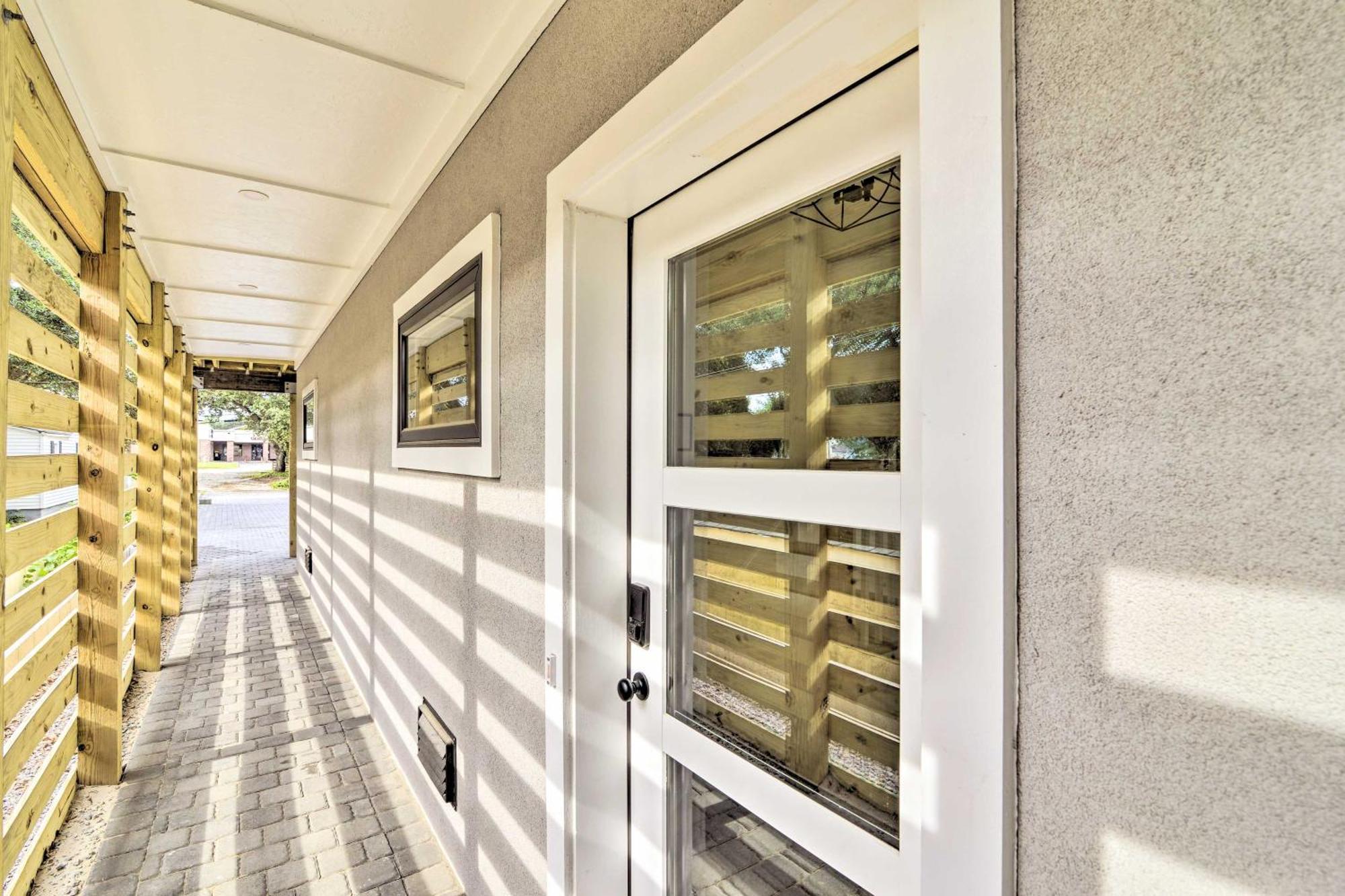 Holiday home Private Beachfront Modern *