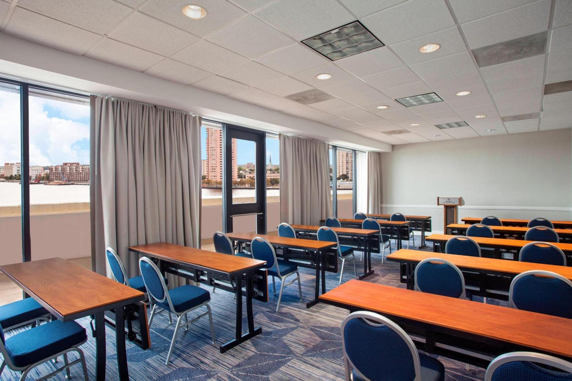 Sheraton Waterside Hotel