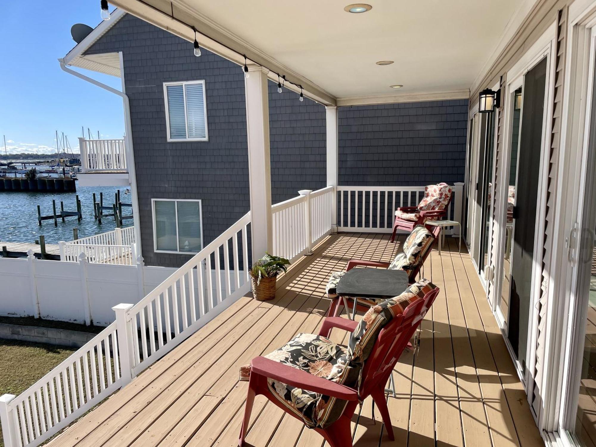 Big Waterfront House With Amazing View And Swim Deck * Norfolk