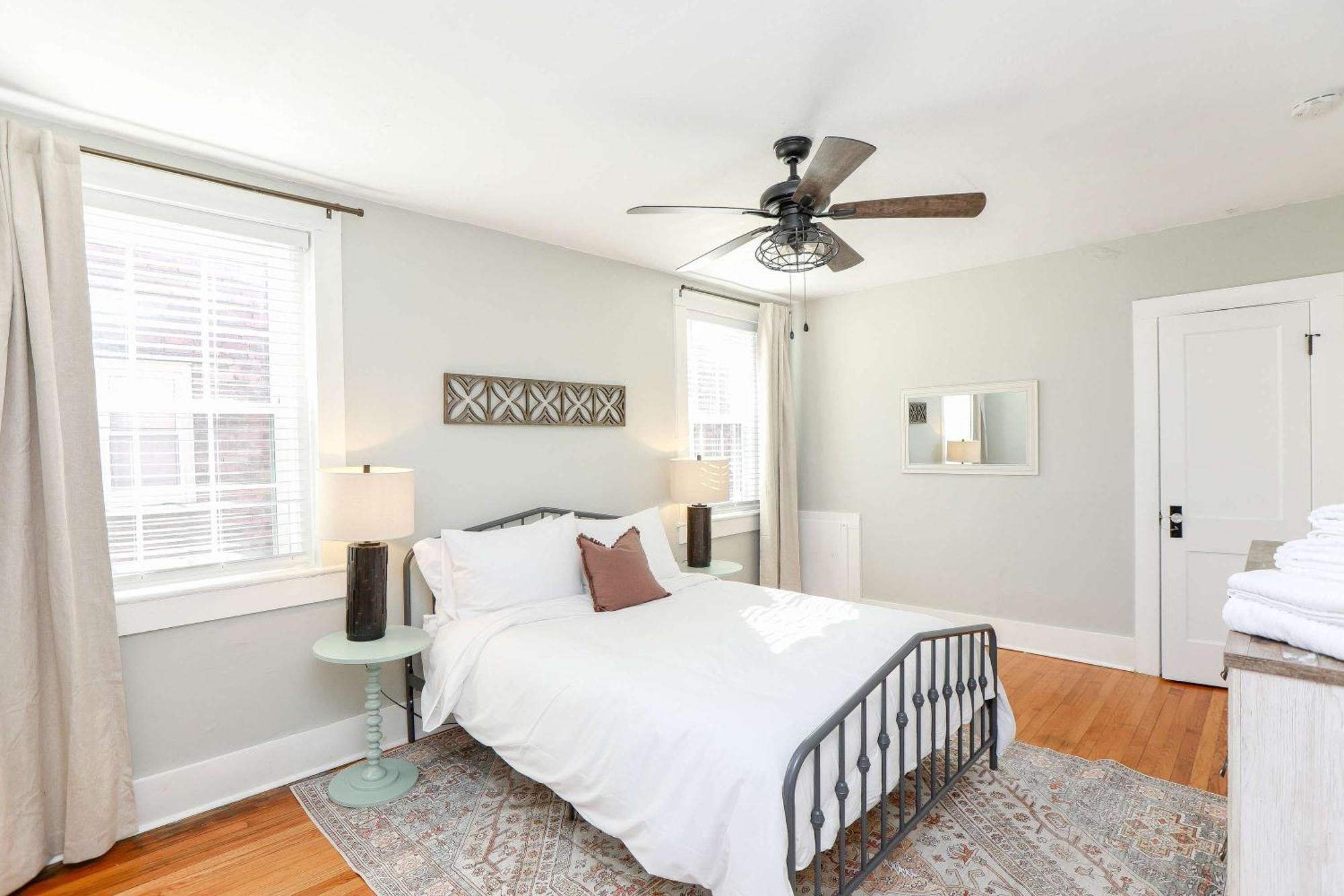 Sojourn At Colley Manor Unit 6 Sleeps 4 Apartment
