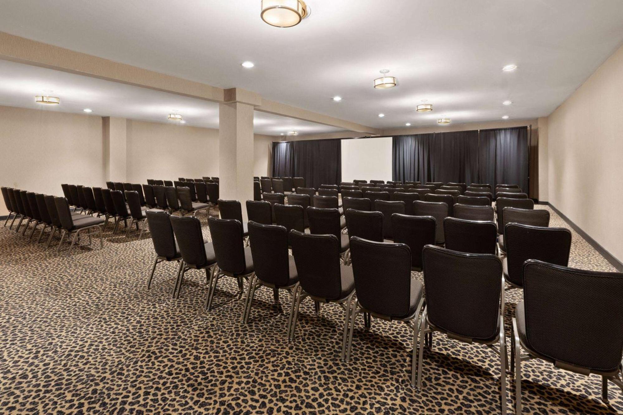 Wyndham Garden Downtown Hotel Norfolk