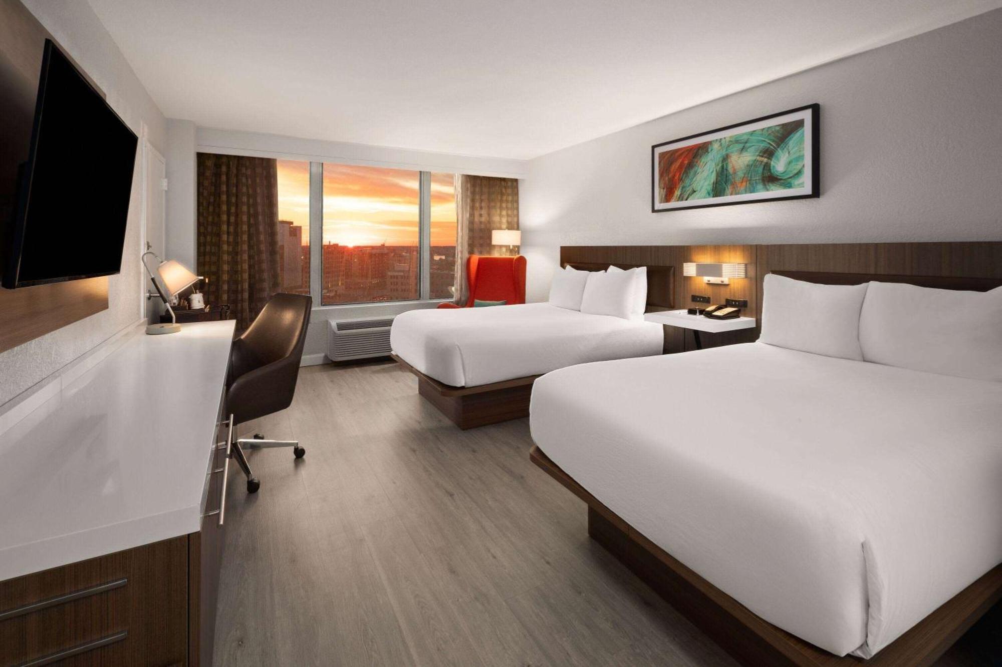 Hotel Wyndham Garden Downtown Norfolk