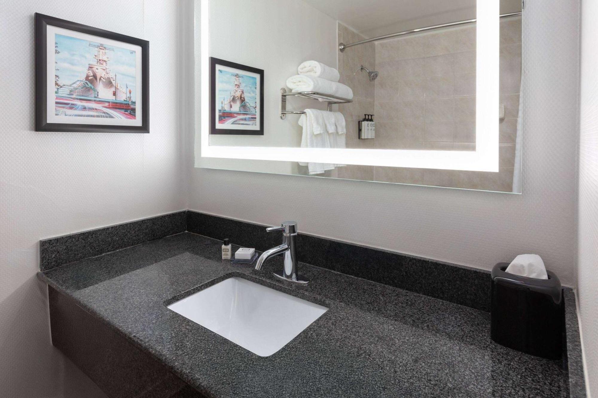Wyndham Garden Downtown Hotel Norfolk