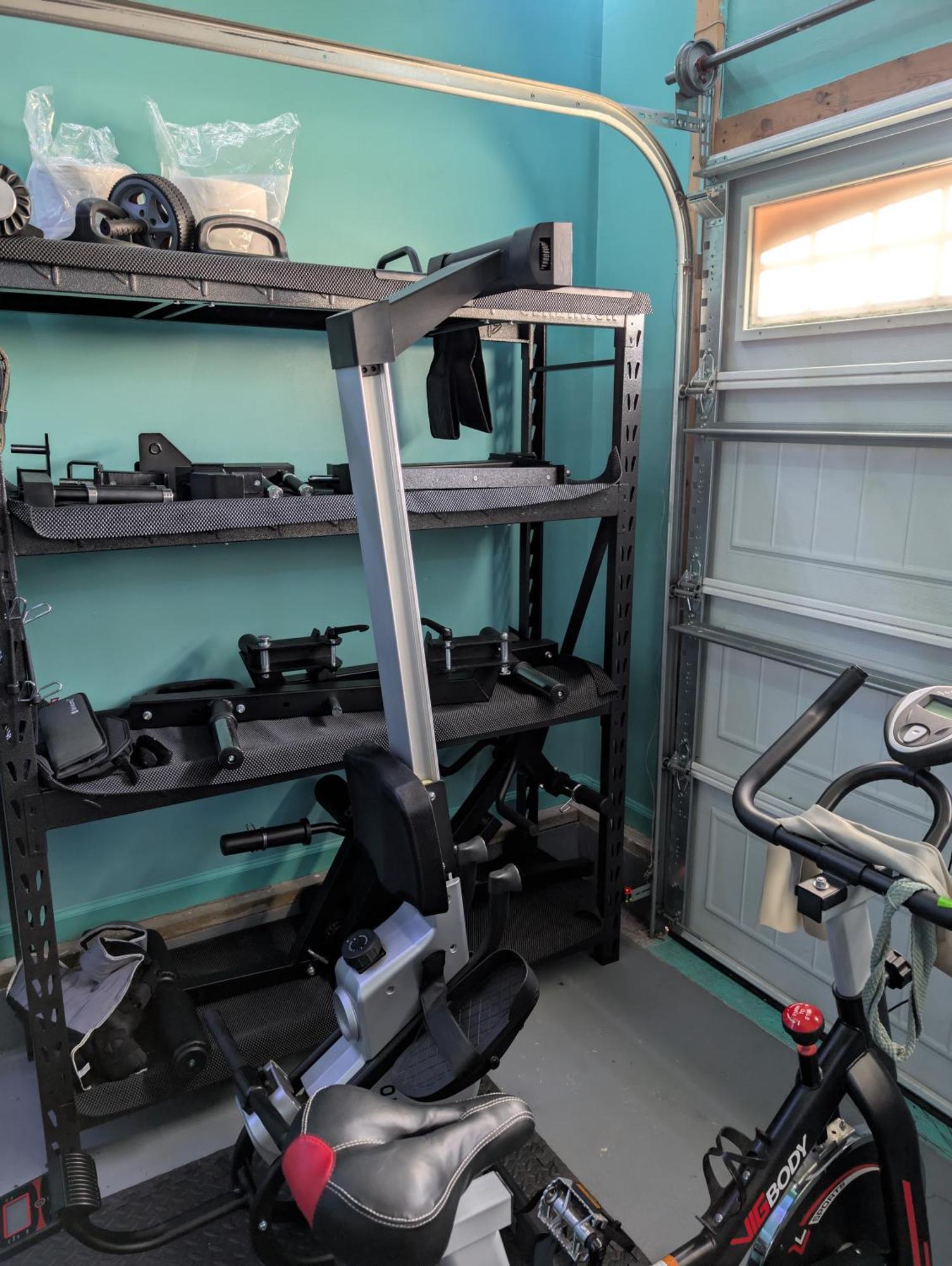 Room, Gym, And Puppy Cuddles Homestay Norfolk
