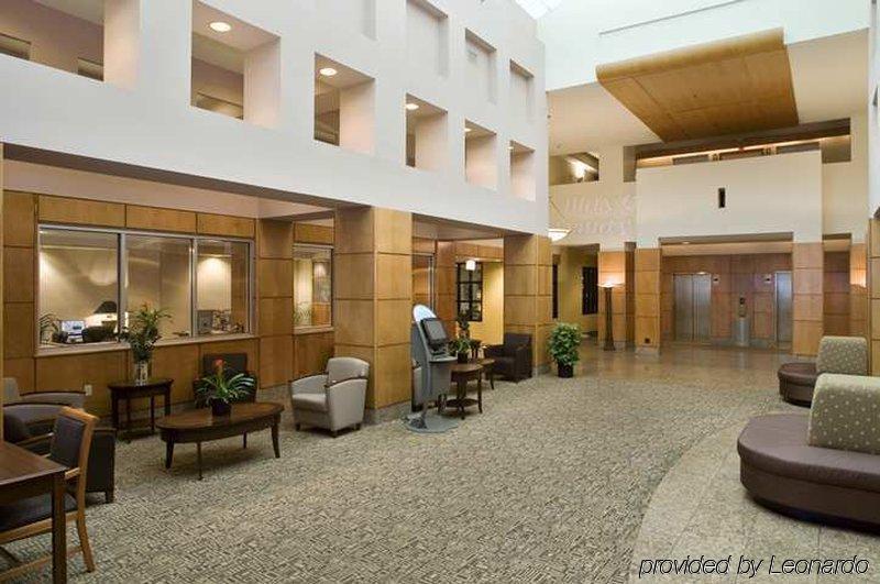 Hotel Doubletree By Hilton Airport
