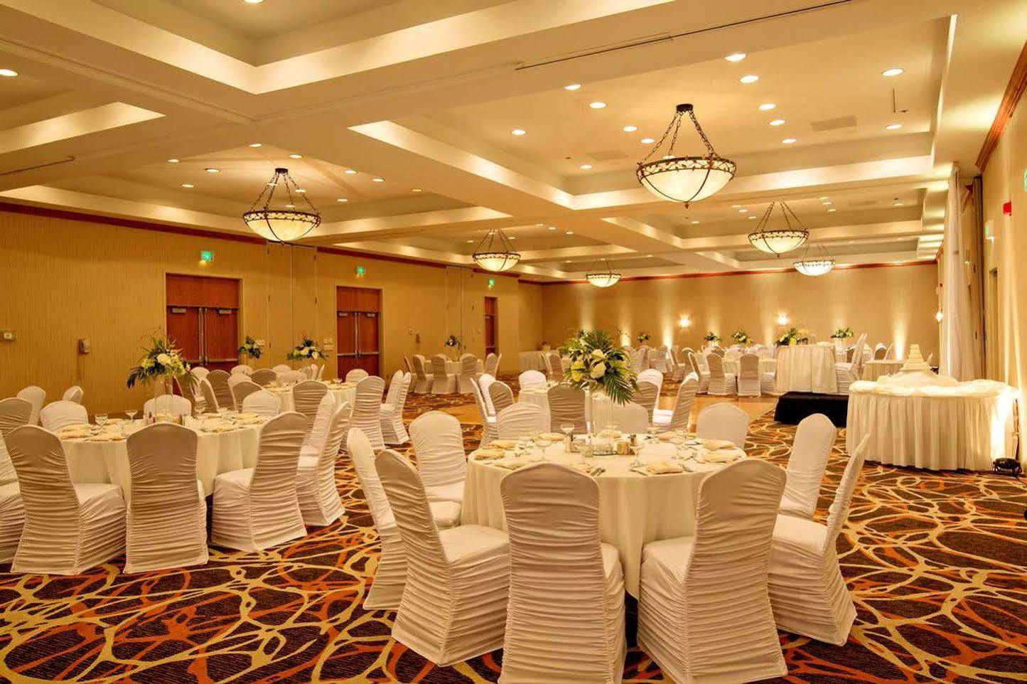 Doubletree By Hilton Airport 4* Norfolk