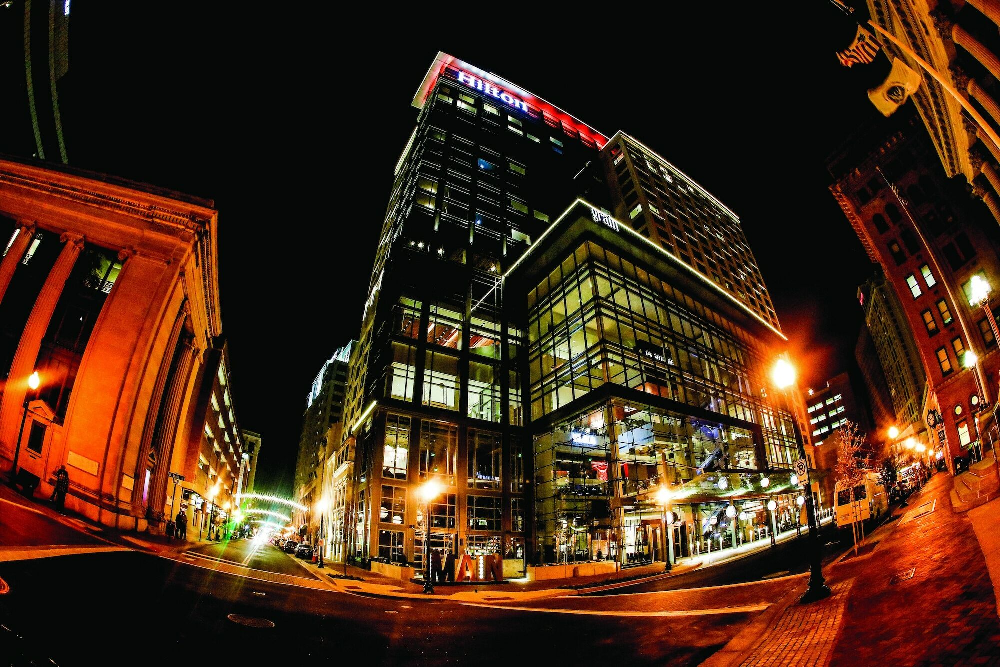 Hilton The Main 4*