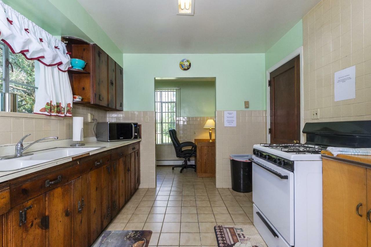 Holiday home Charming Waterfront Norfolk