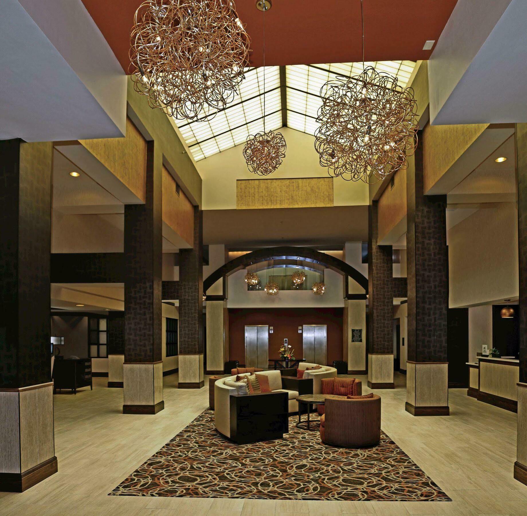 Doubletree By Hilton Airport Norfolk