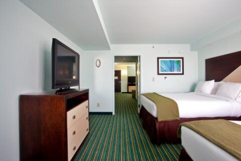 Hotel Express & Airport By Ihg 2*
