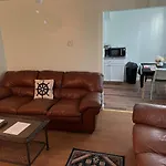 Boat House Apt, #3 - 2 Bedroom Water Front, Wifi, Pets Apts
