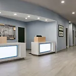 Holiday Inn Express Hotel & Suites Norfolk Airport By Ihg