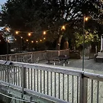 Boat House Studio - Water Front Pets Wifi Smart Tv Apts