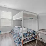 The Chesapeake St Retreat - Pet And Kid Friendly