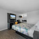 Budget Inn-Norfolk, Va - Oceanview