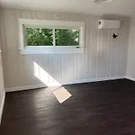 Sunshine Cottage 30 Plus Days Stay Only