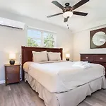 Bay Haven - Suffolk Suite