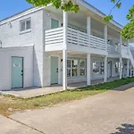 Bay Haven - Suffolk Suite